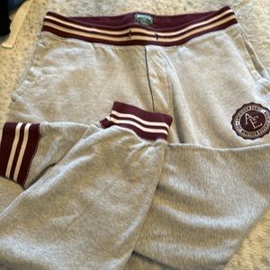 Men’s sweat pants size large